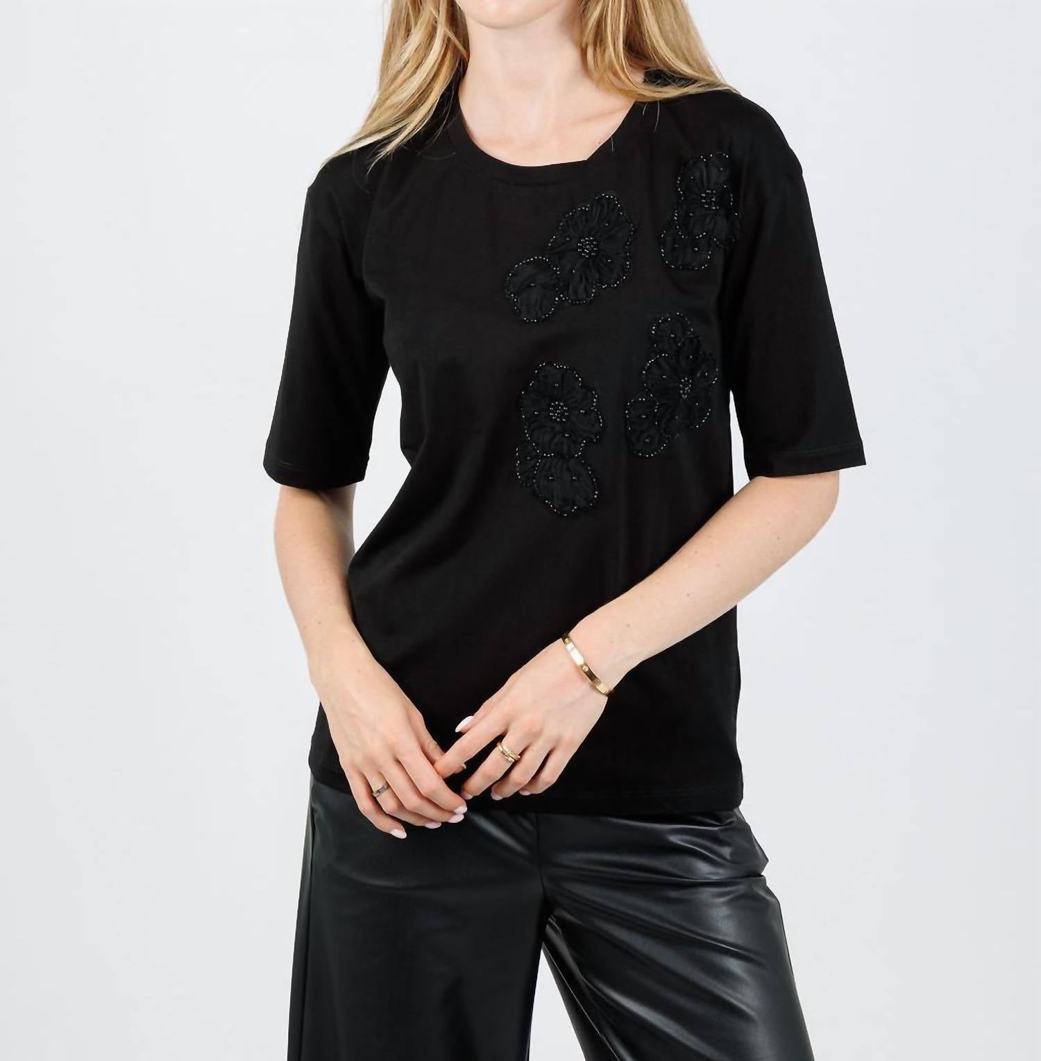Leo Ugo - Ines Floral Bead Detail Short Sleeve Tee