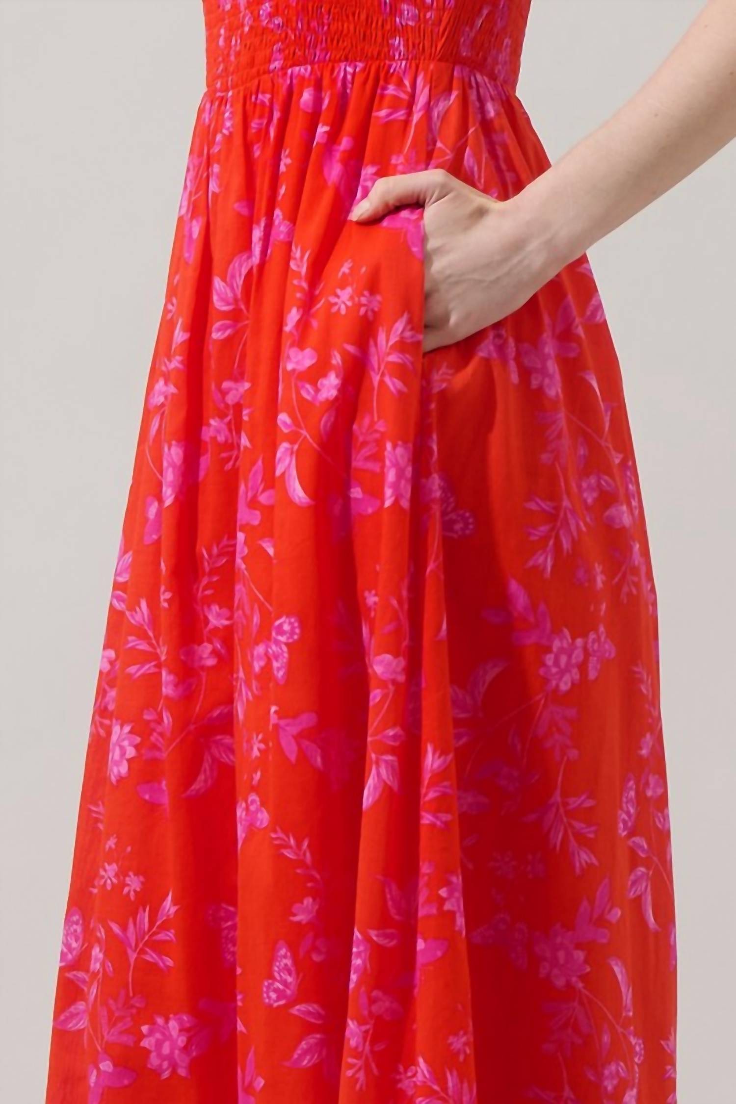 Sugarlips - Fia Floral Cecil Smocked Sleeveless Midi Dress