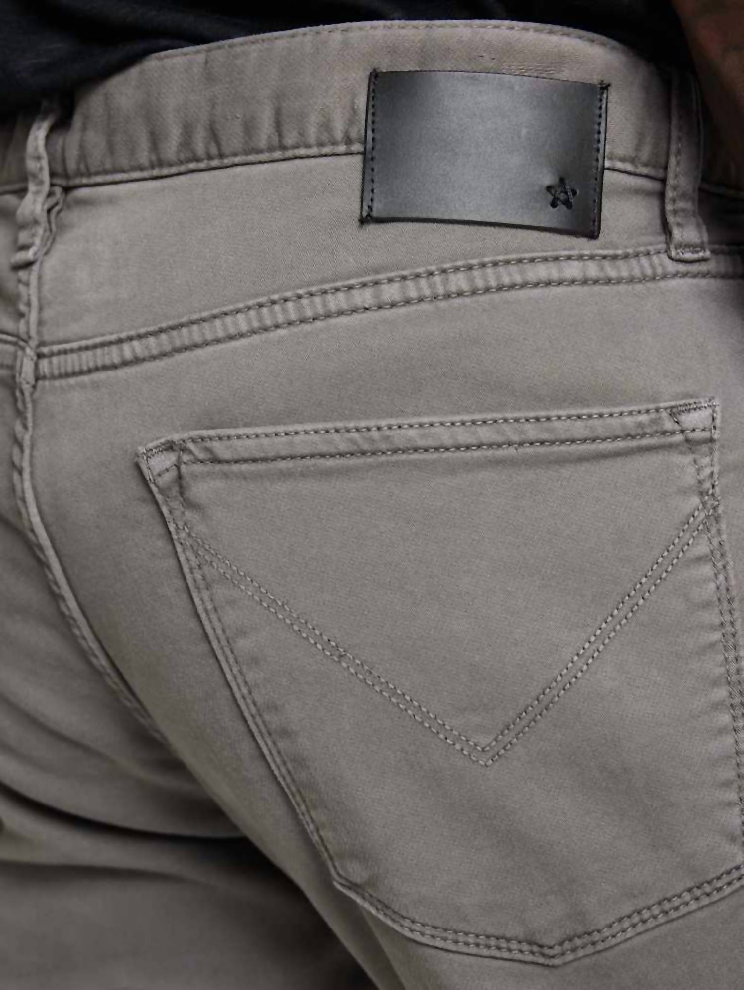 John Varvatos - J701 Regular Fit Jeans