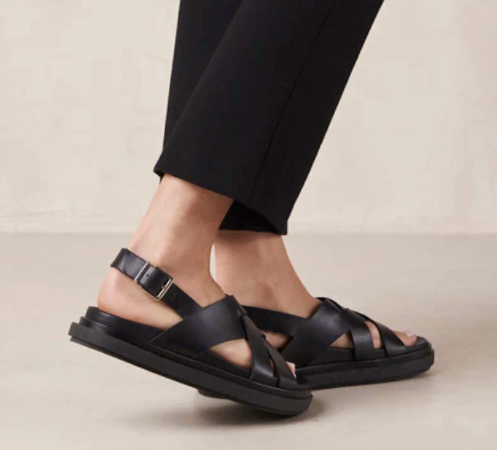 Alohas - Women's Trunca Padded Sandal