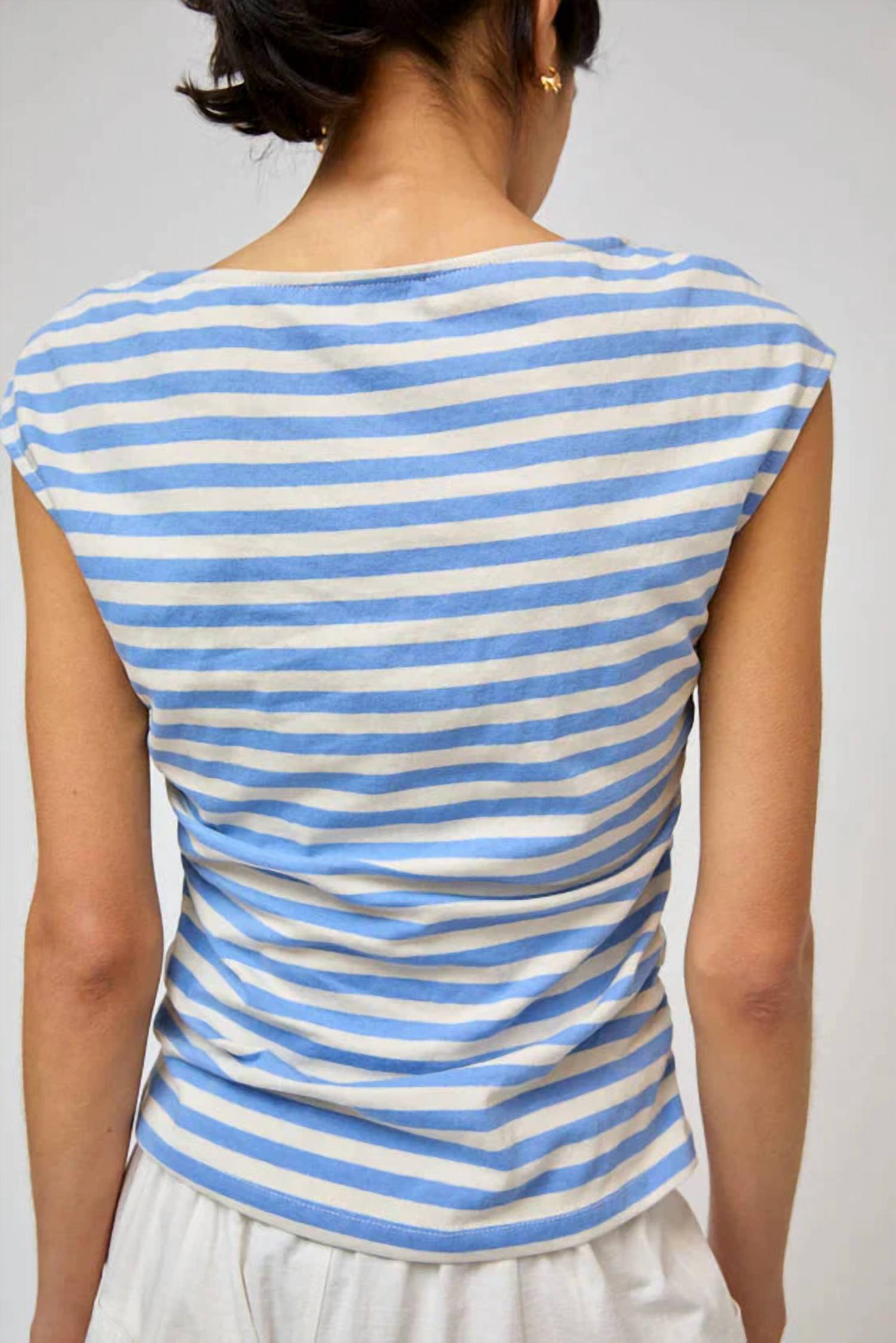No. 6 - Carly Cotton T-shirt