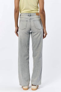 DEAR JOHN DENIM Taylor Straight Leg Jeans in dovey - women's jeans - detail view