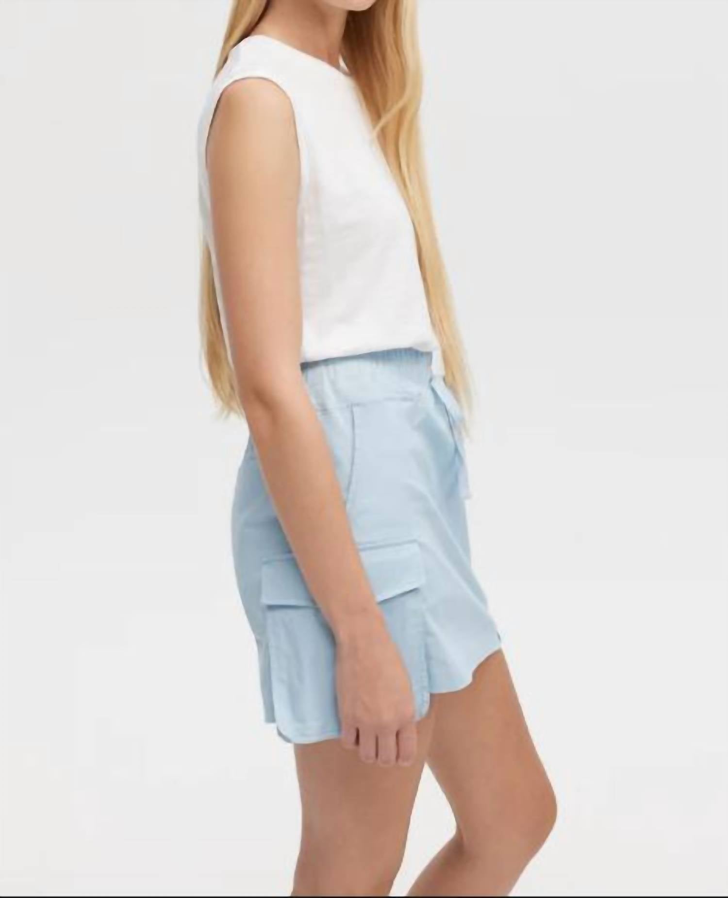 Chrldr - Maude Sleeveless Muscle Crew Tee