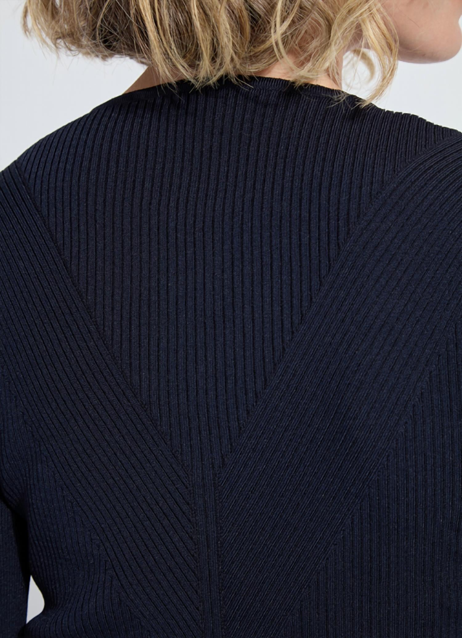 Lysse - Adette V-neck Ribbed Longsleeve Sweater