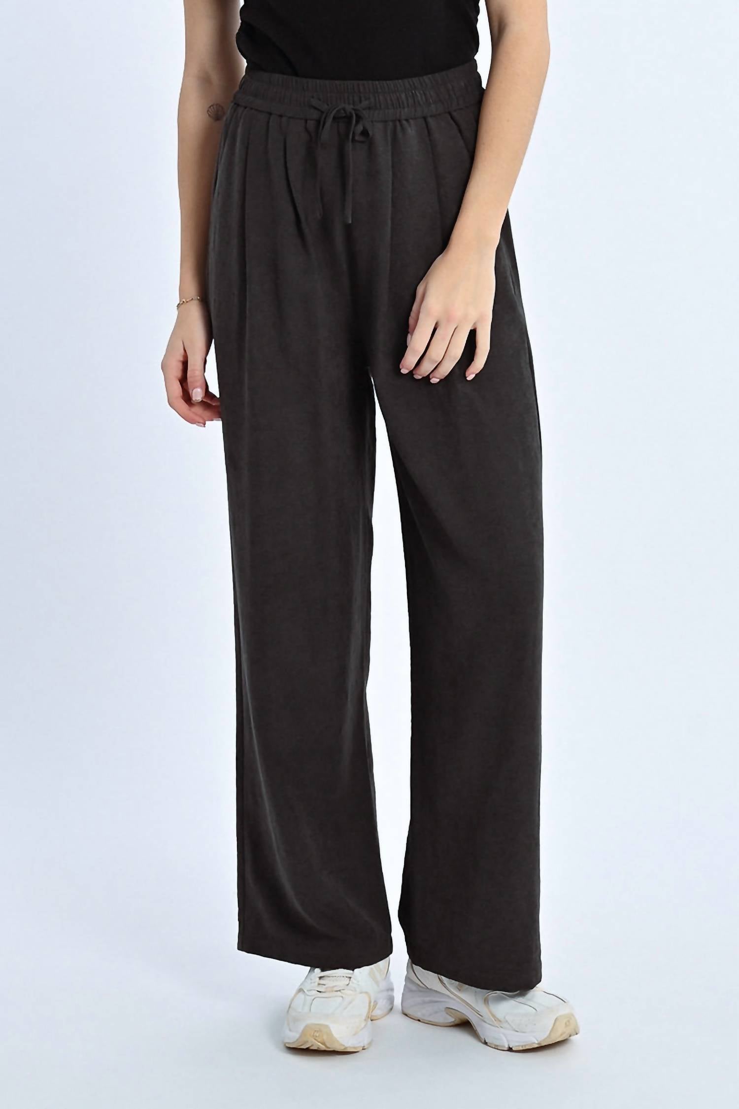 MOLLY BRACKEN Woven Wide Leg Pants in black - women's pants
