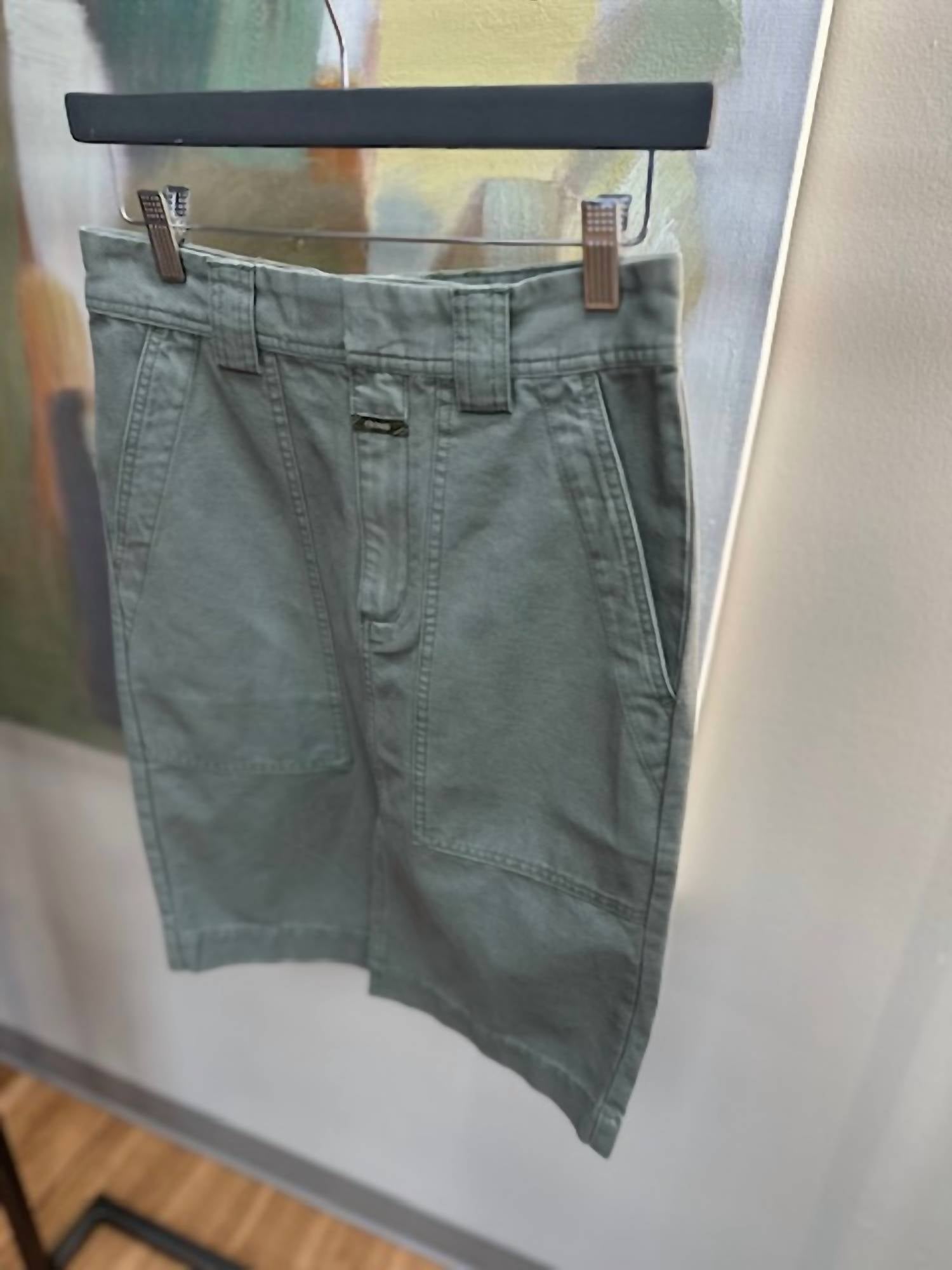 Closed - Utility Skirt