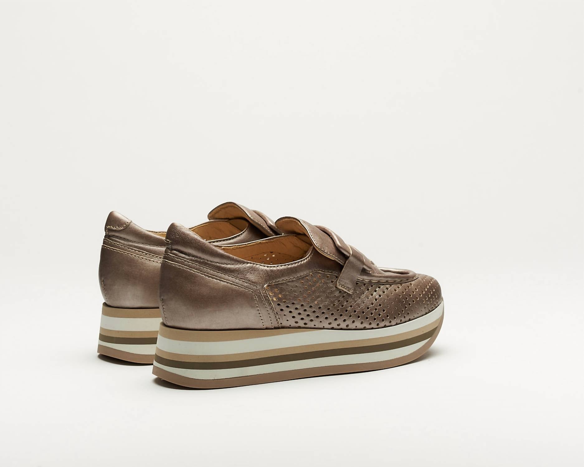 Softwaves - Women's Cher Platform Shoes