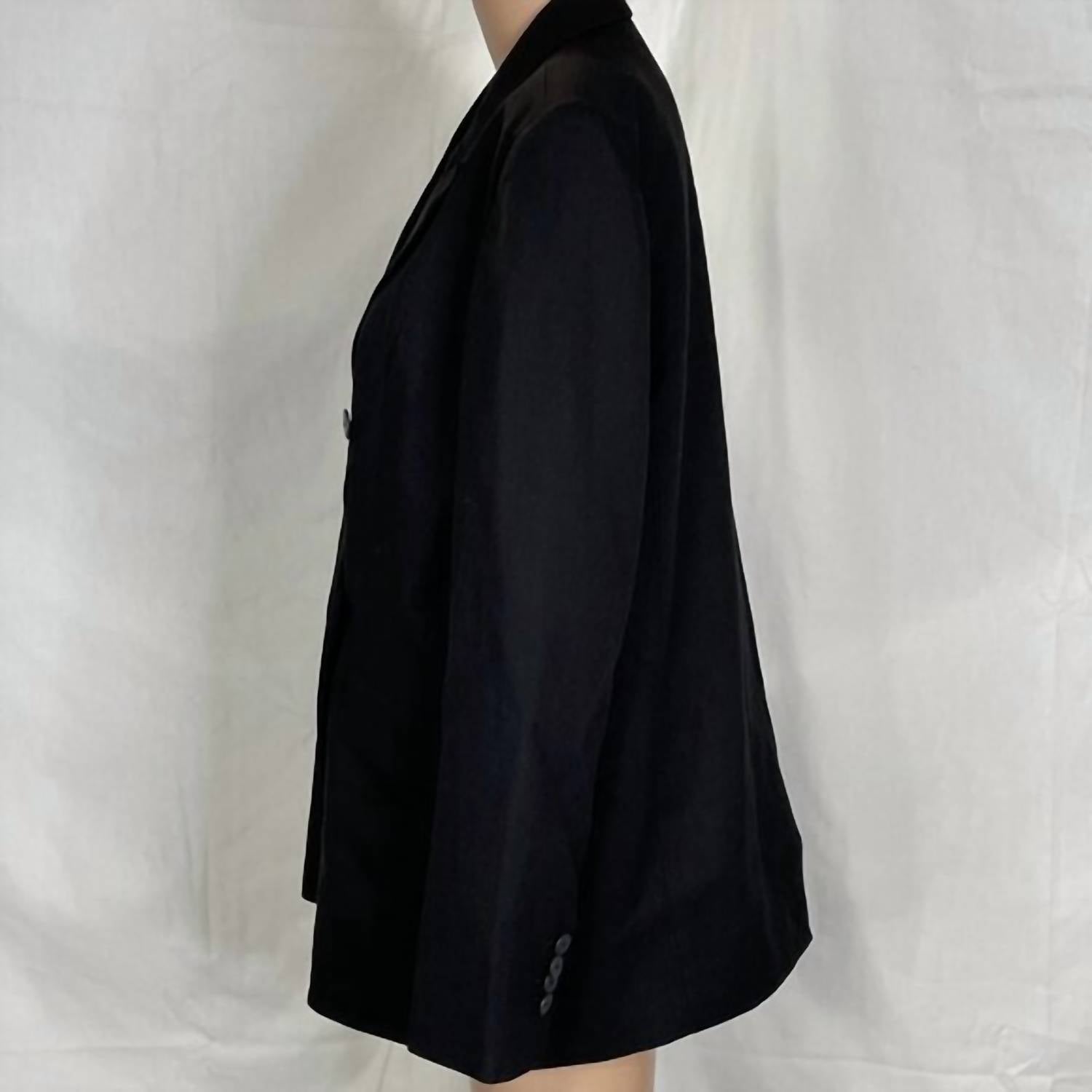 Nude Lucy Women’s Single-button Blazer in black - women's jacket - detail view