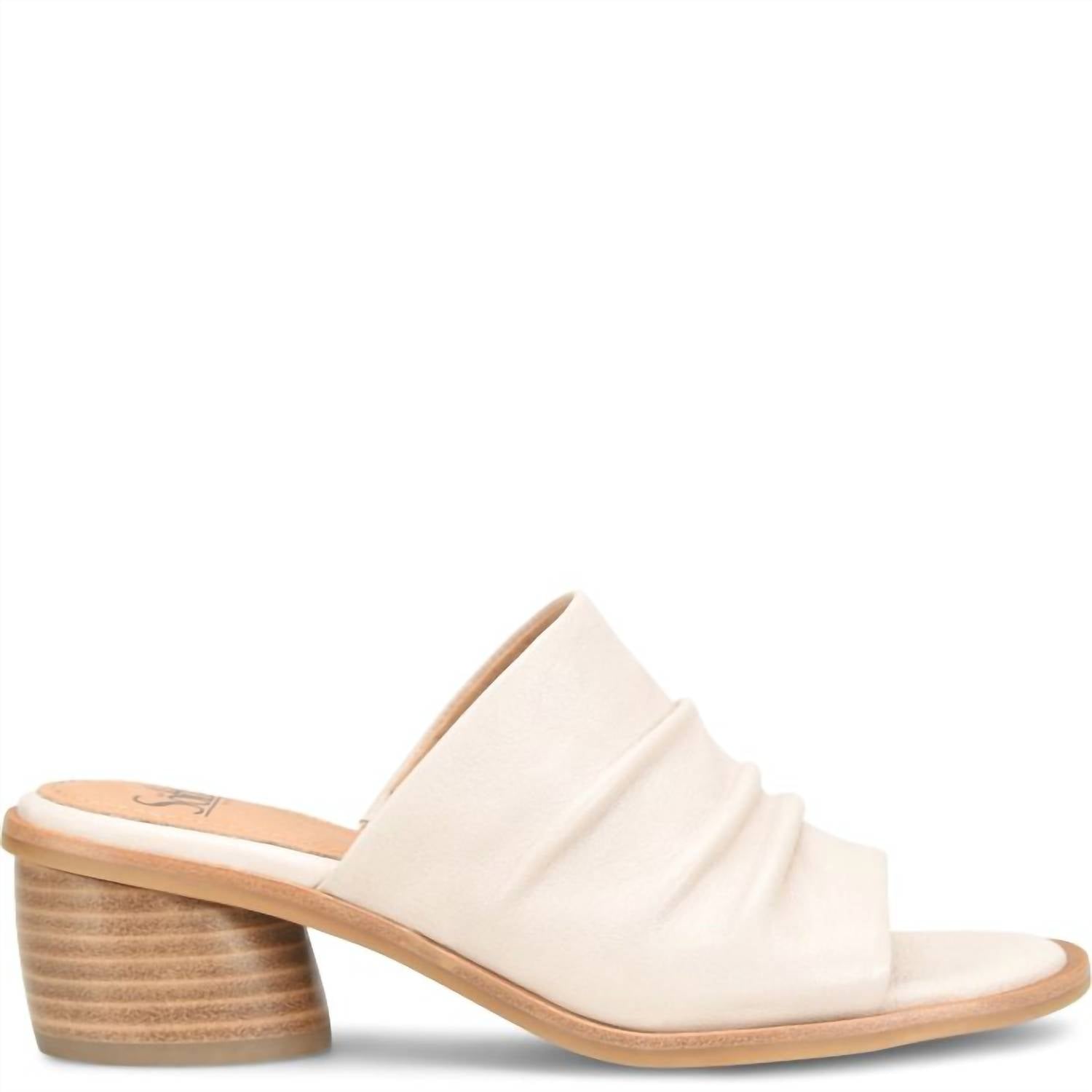 Sofft - Women's Chrissie Sandals