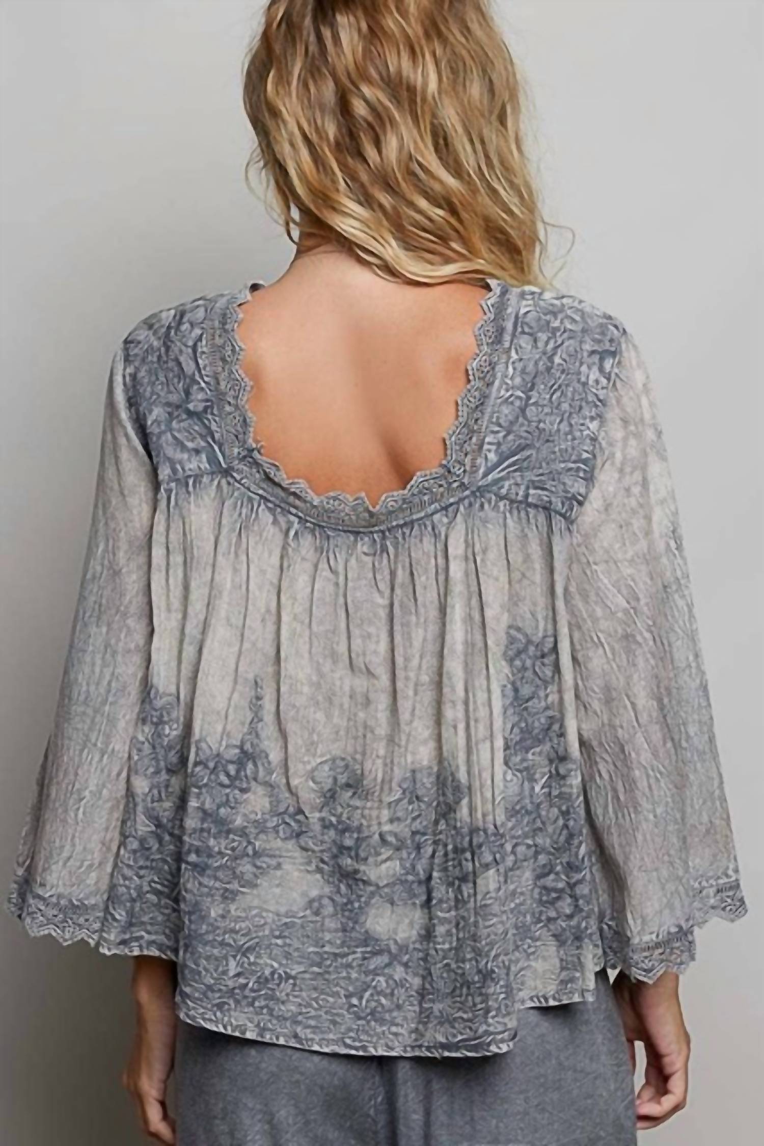 Pol - Vintage Washed Floral Lace Trim Top