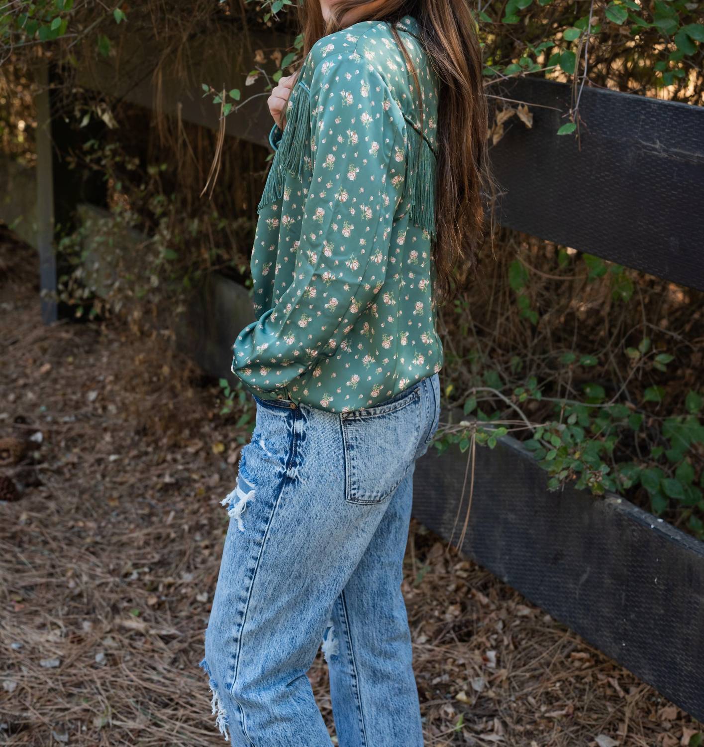 Fate KAE FRINGE SHIRT in green - women's blouse - detail view