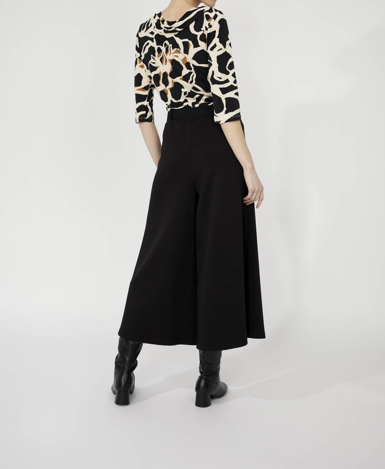 Frank Lyman - High-waisted Wide Leg Belted Trousers