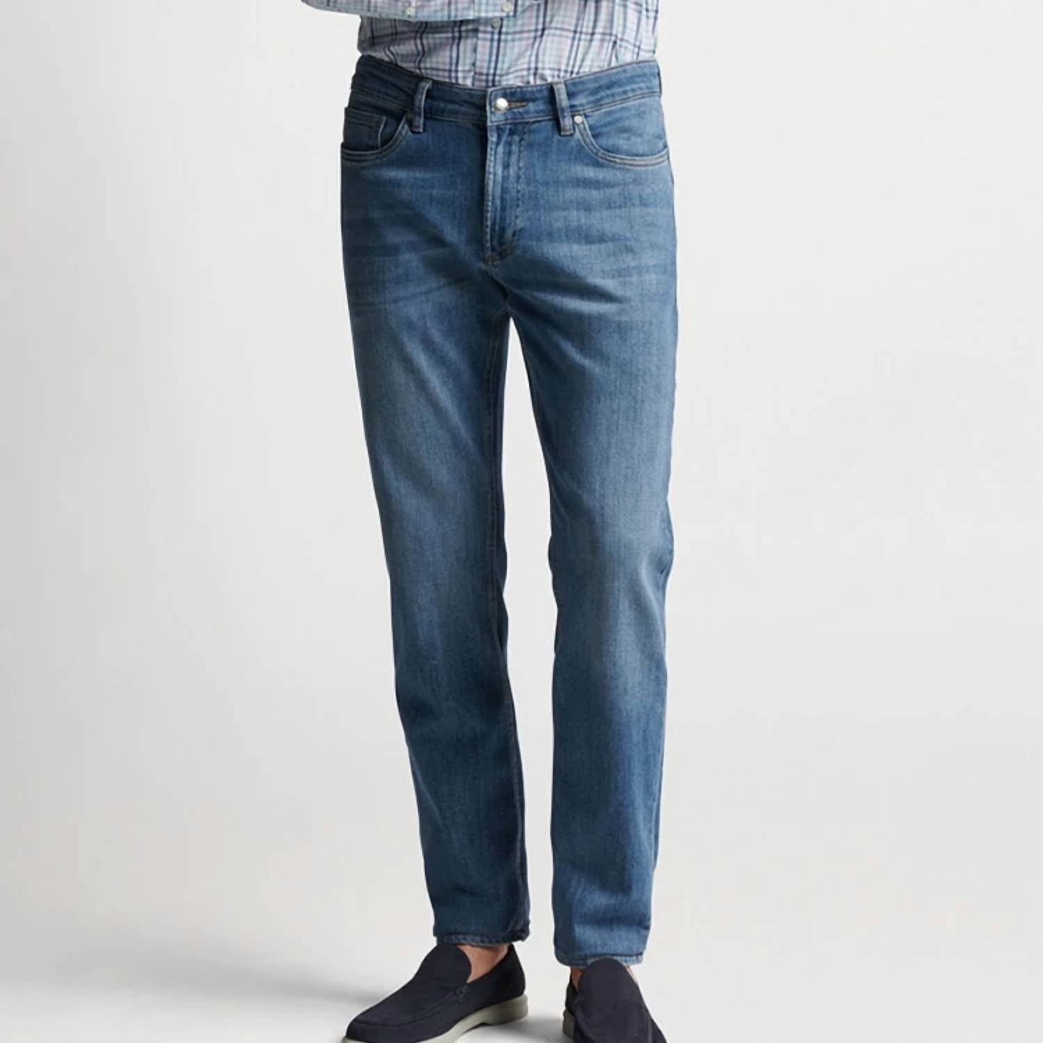 PETER MILLAR CC Vintage Washed 5-Pocket Jeans - 32" in denim blue - men's jeans