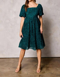 Tea N Rose - Flower Texture Puff Sleeve Dress