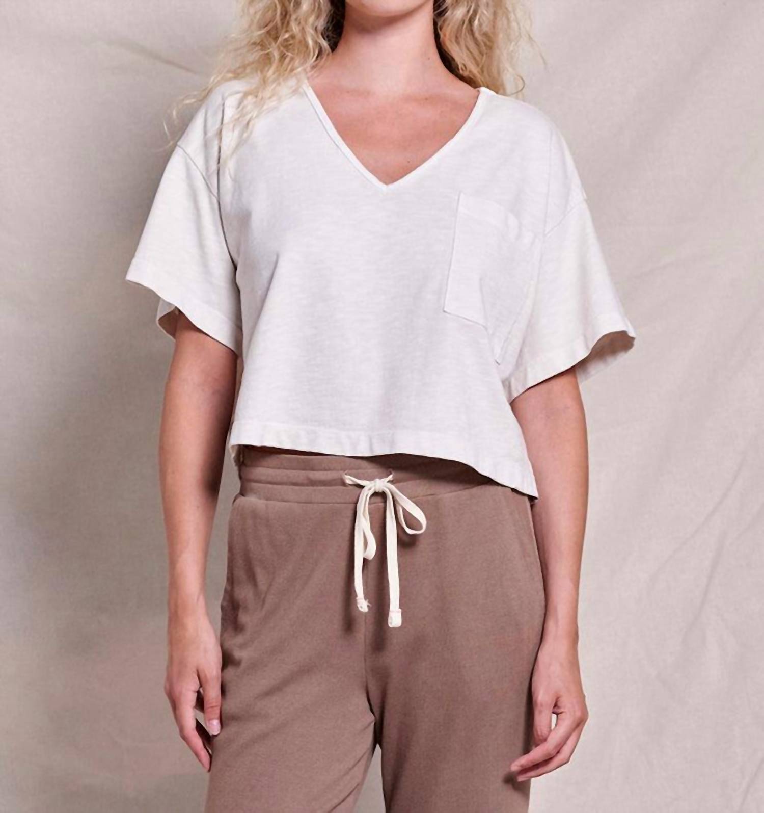 Sundry - Crop V-Neck Pocket Tee