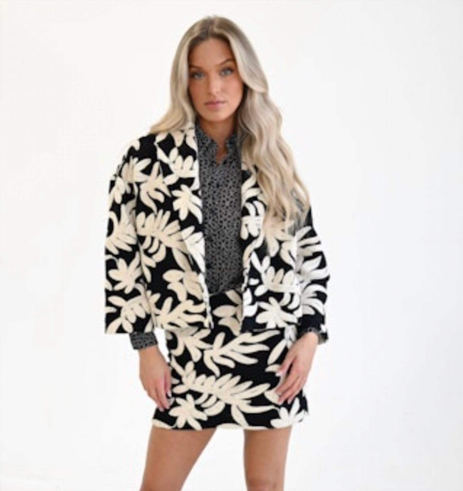 Never A Wallflower - Women's Shawl Collar Jacket