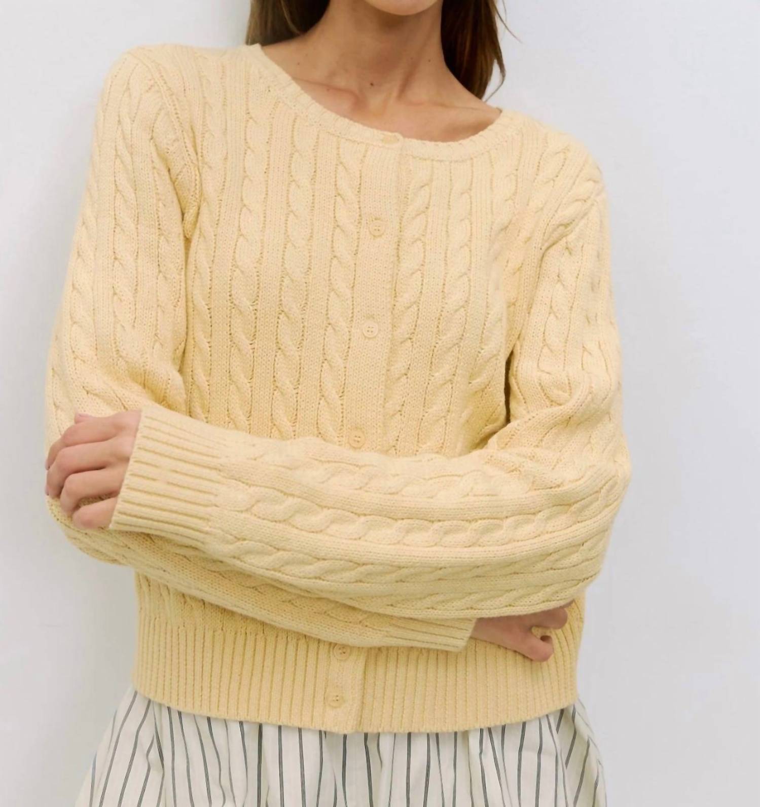 Mod Ref - Sweater Top Cardigan