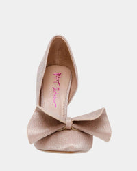 Nobble Metallic Pumps