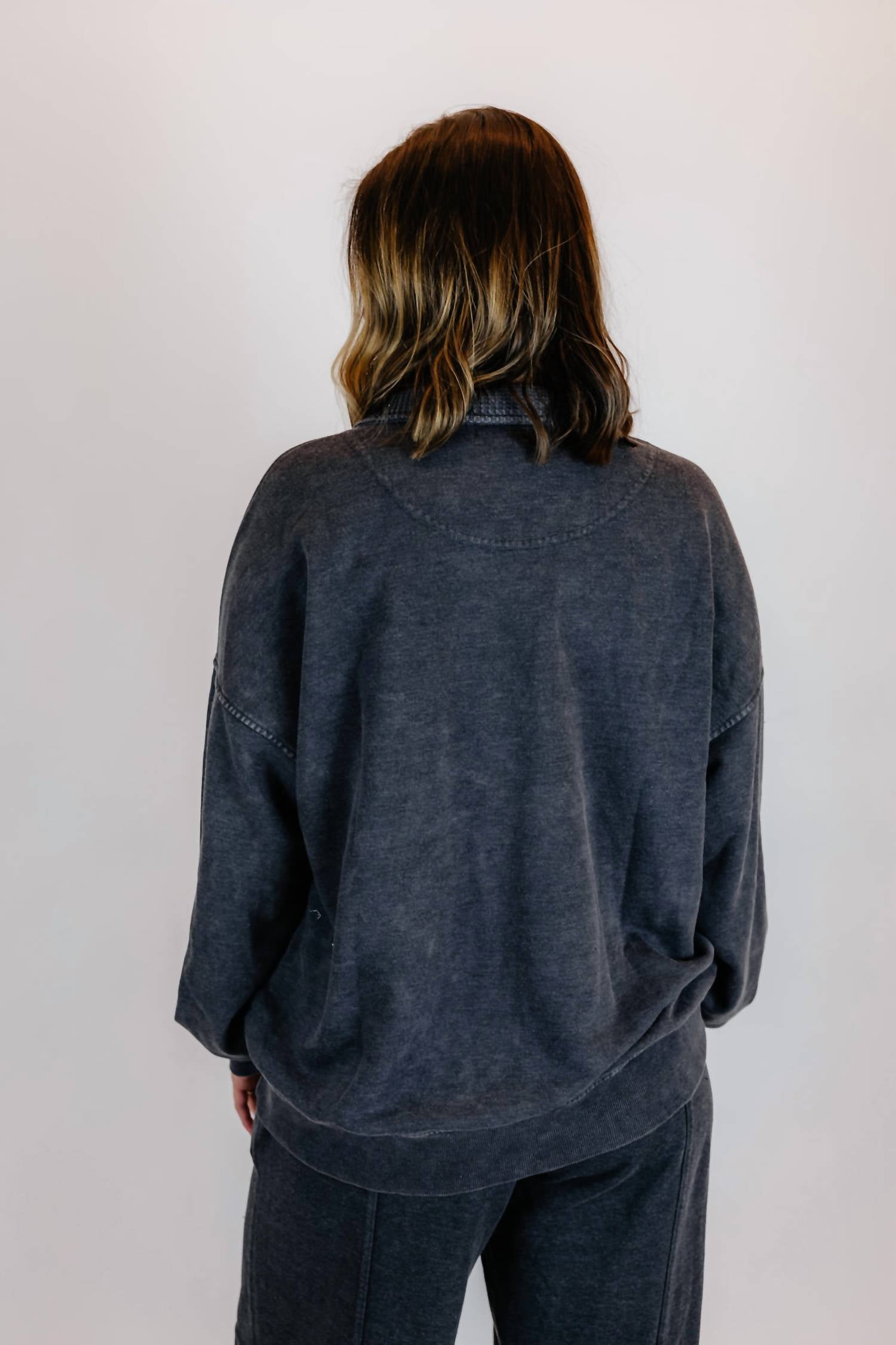 Rae Mode - Avia Mineral Washed Pullover & Barrel Pant Set