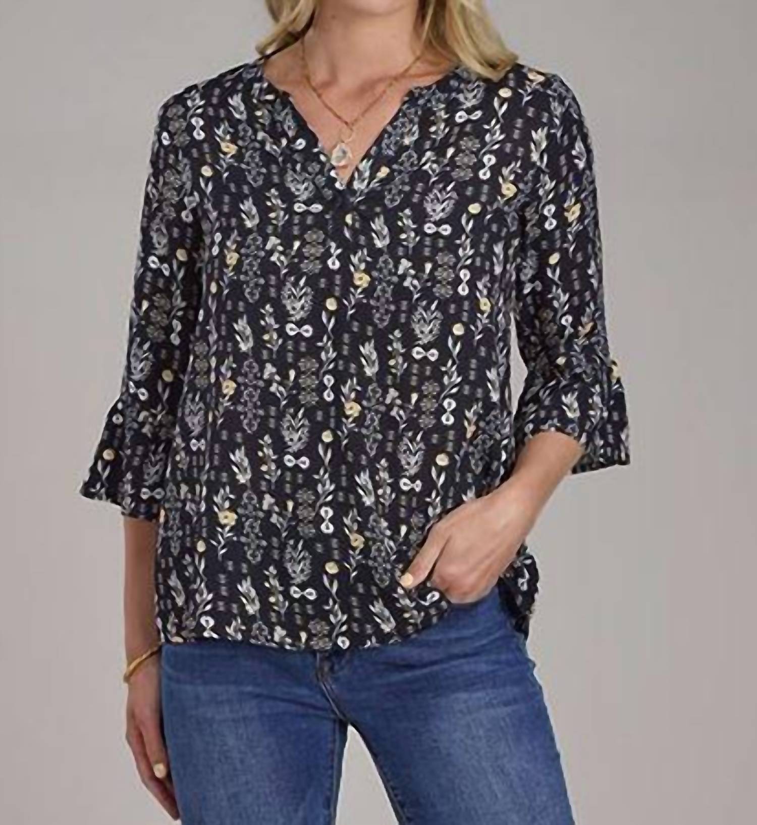 Roper - Vintage Floral Bell Sleeve Pullover Shirt