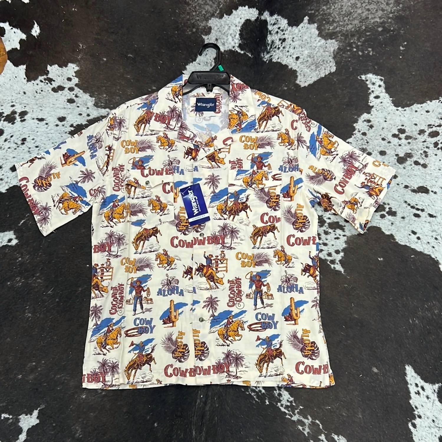 Wrangler Men's Cowboy Short Sleeve Shirt in multi - men's t-shirt