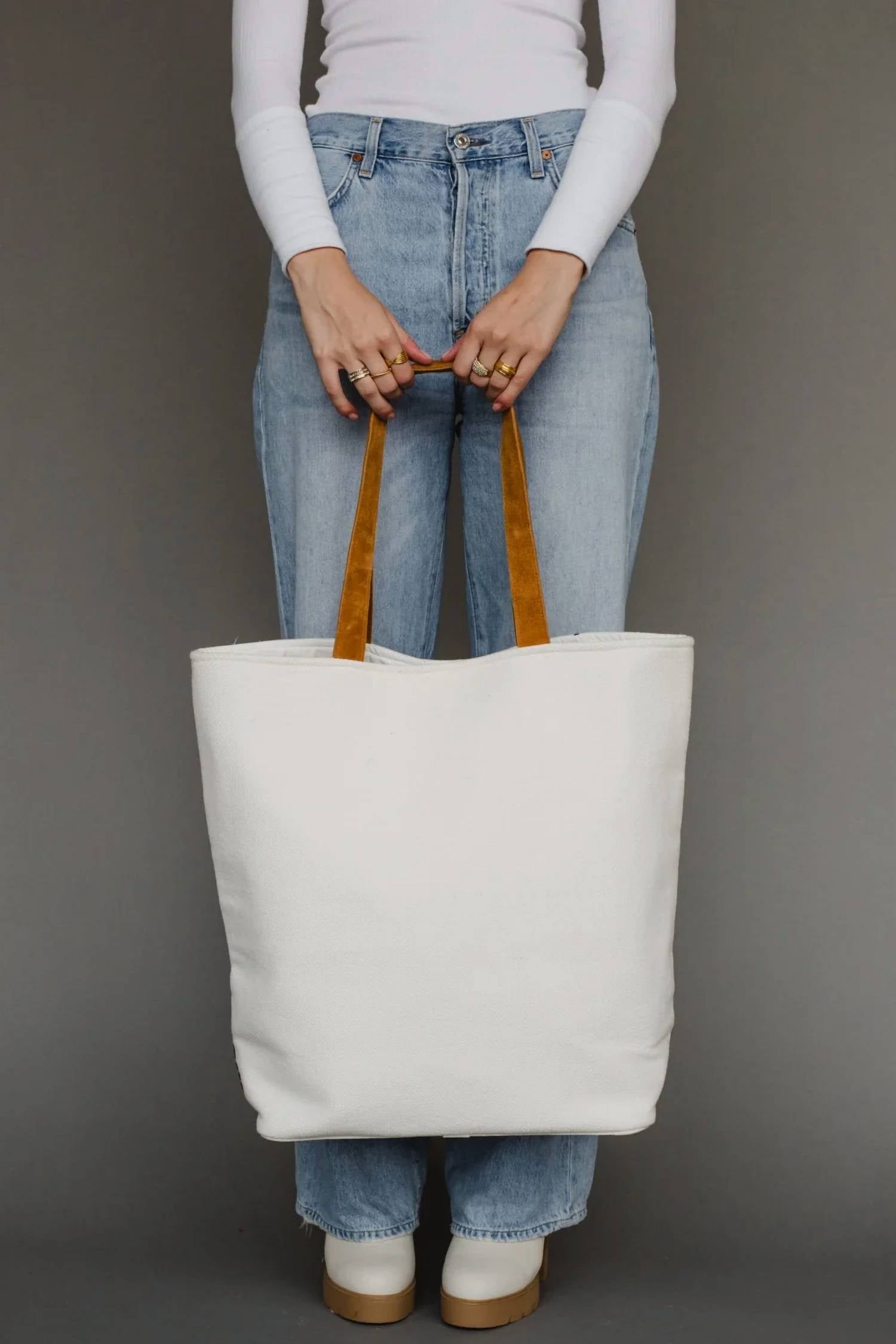 Panache - Women's Ski Resort Scene Tote
