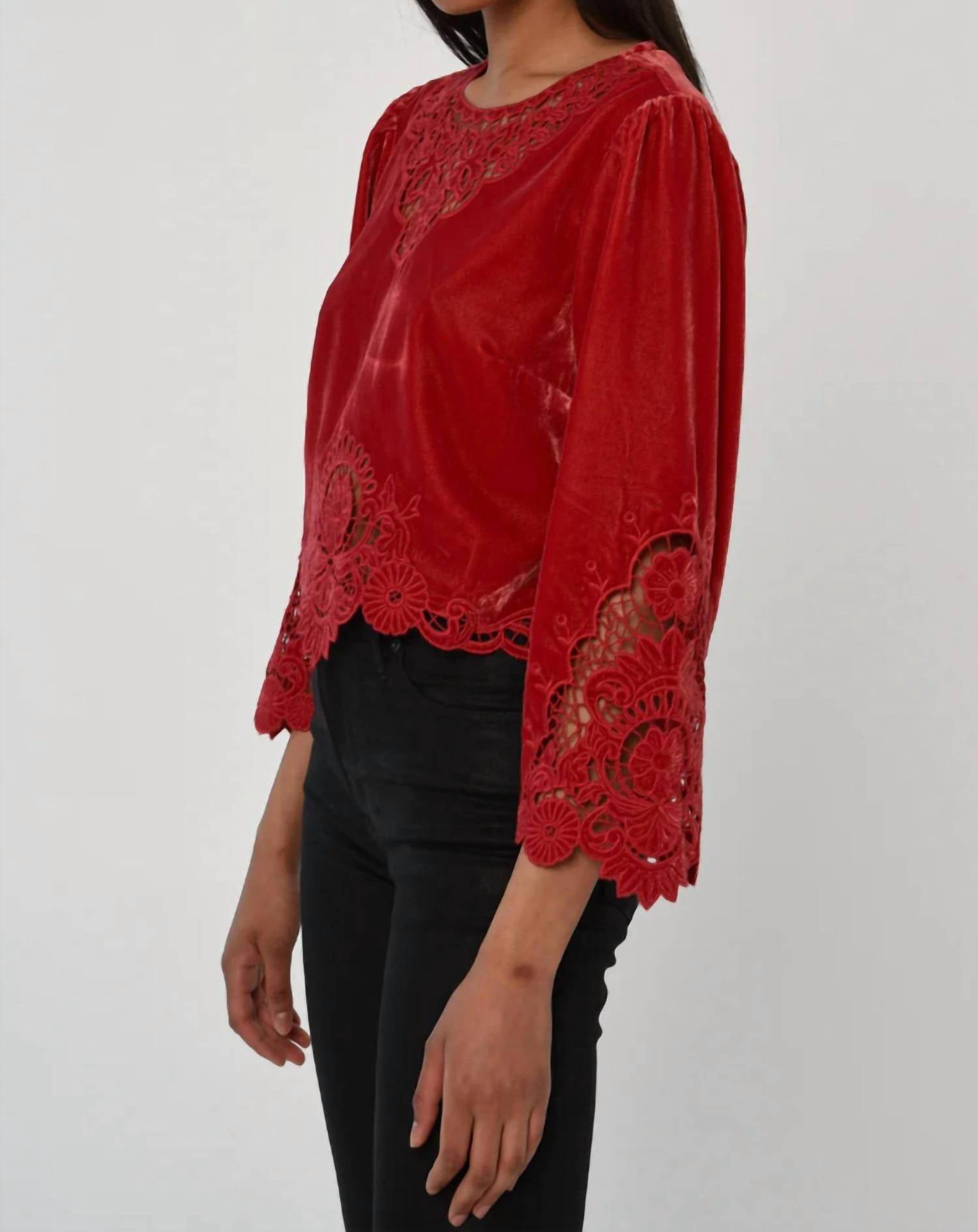 Love The Label - Alina Crew Neck Top