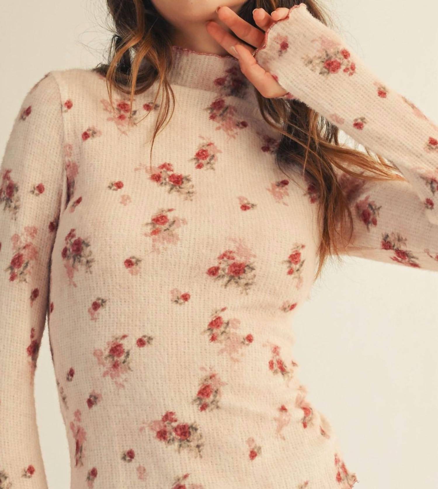 Lovlov - Soft Floral Thumbhole Top