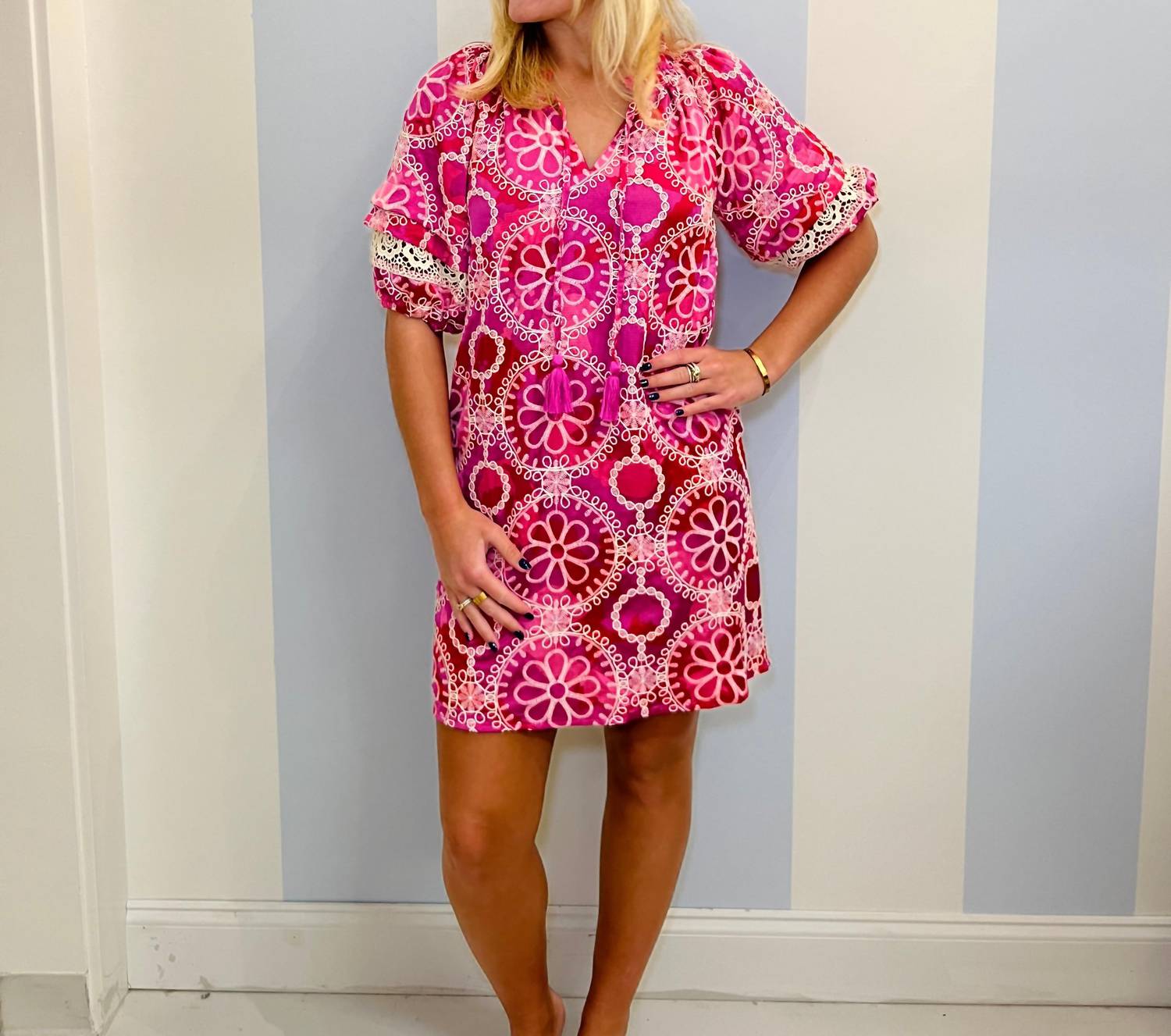 Joy Joy - Ej Eyelet V Neck Dress