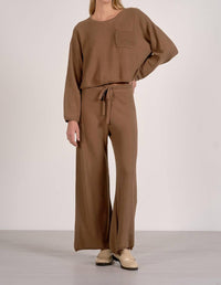 Elan - Pocket Front Sweater