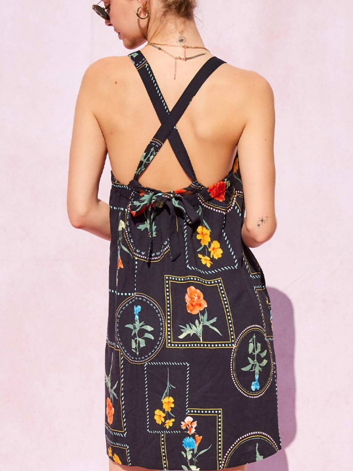 Illa Illa - Floral Tie Strap Dress