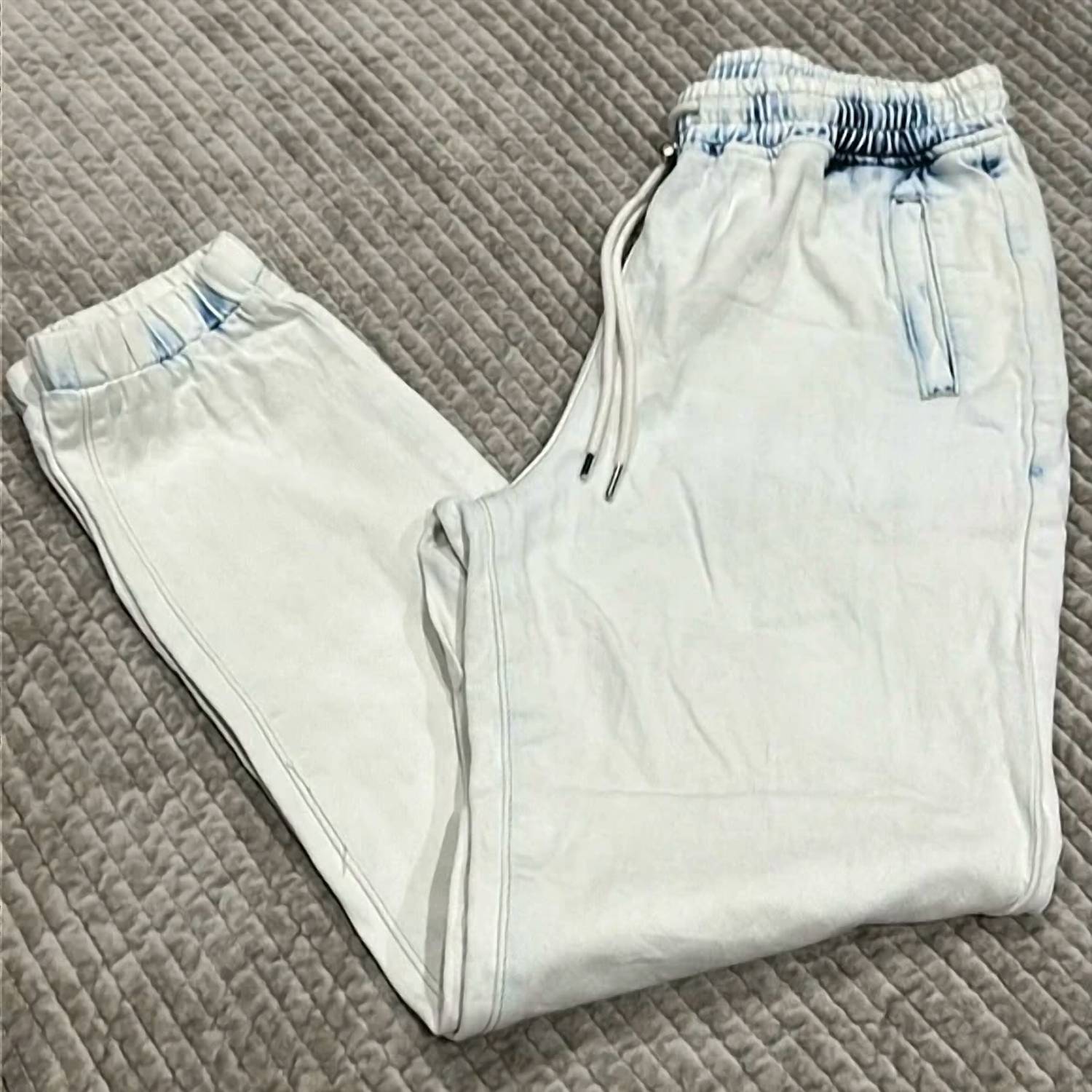 Vervet By Flying Monkey - Women's Relaxed Jogger Pants With Bleach Effect