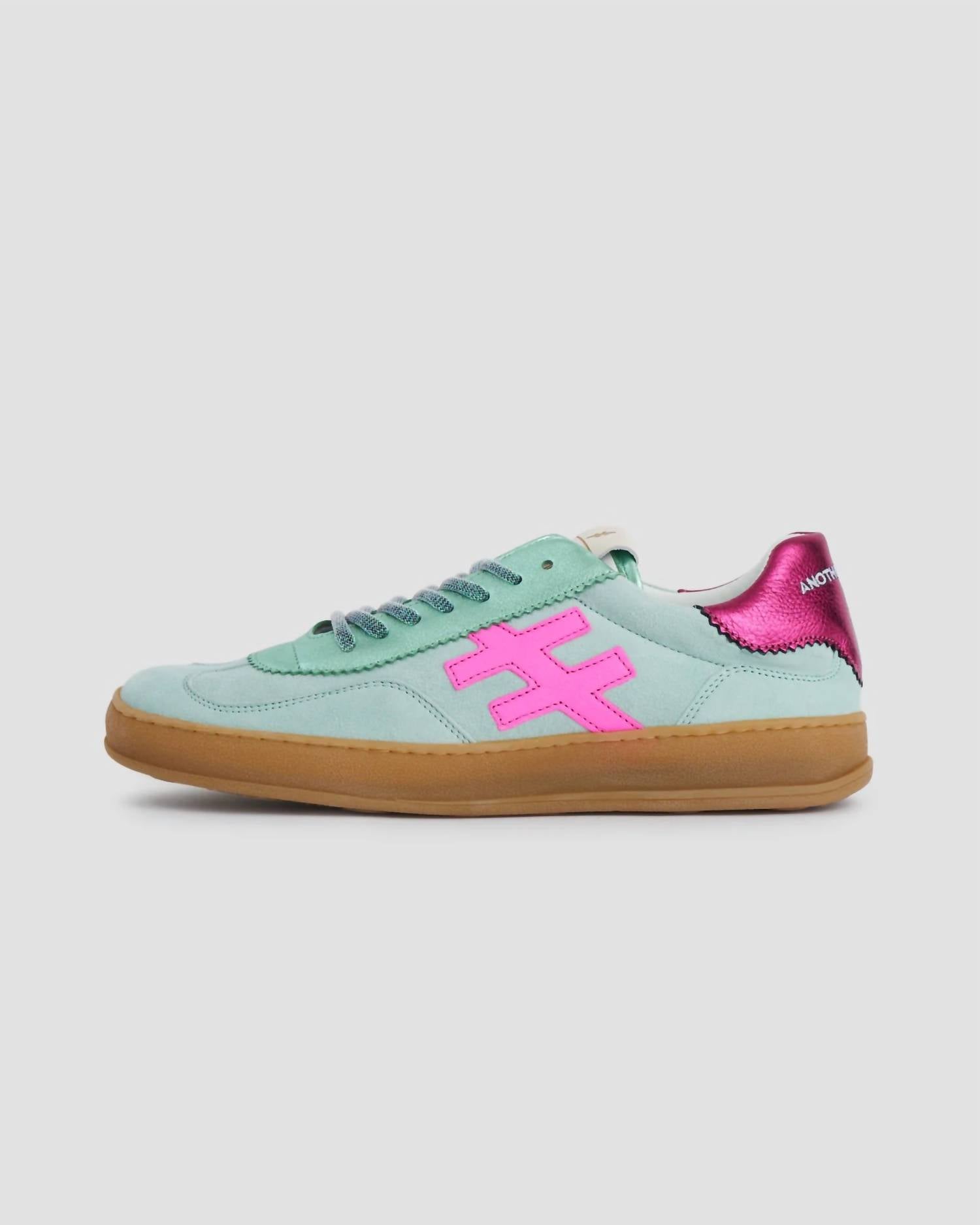 Another Trend - Women's Iconic Ii Shoes