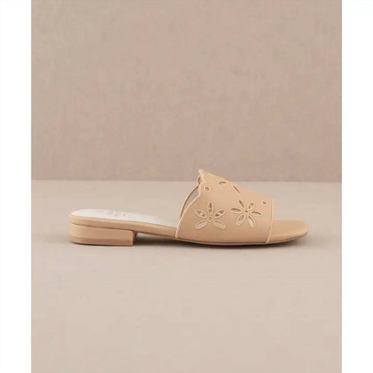 Oasis Society - Women's Manila Flower Cutout Summer Sandals