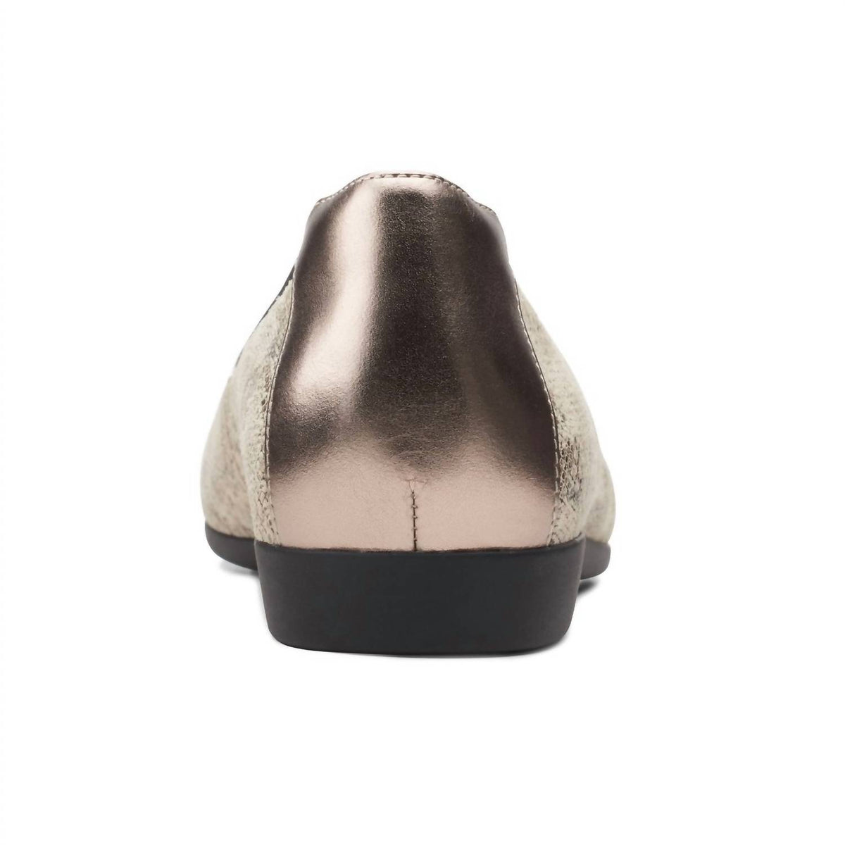 Clarks - Women's Un Darcey Cap 2 Flat Shoes
