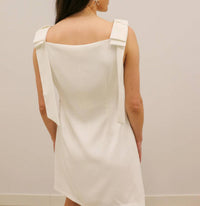 Entro - Kathleen Modern Bow Accent Mini Dress