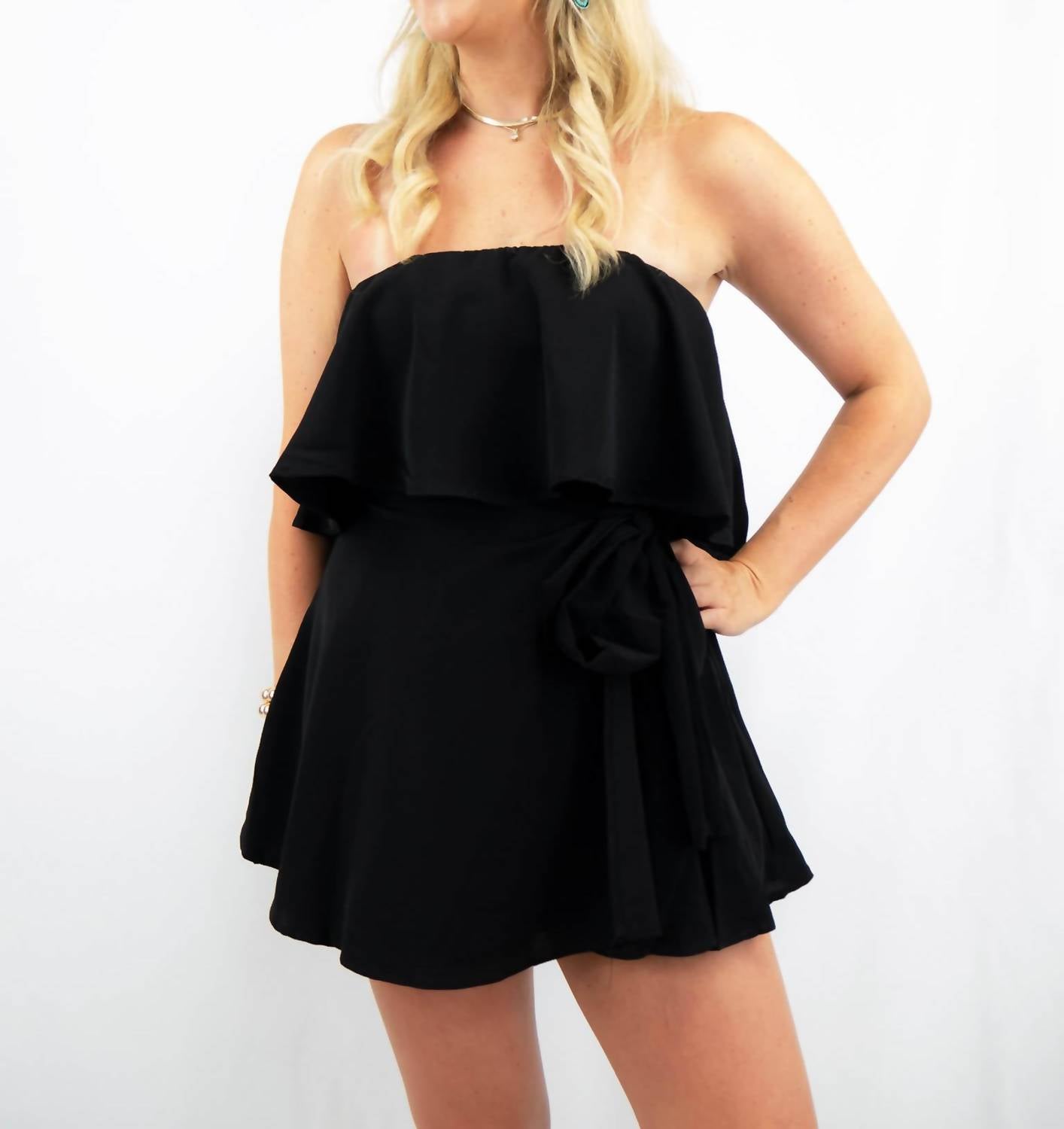 DO+BE Strapless Romper in black - women's pants