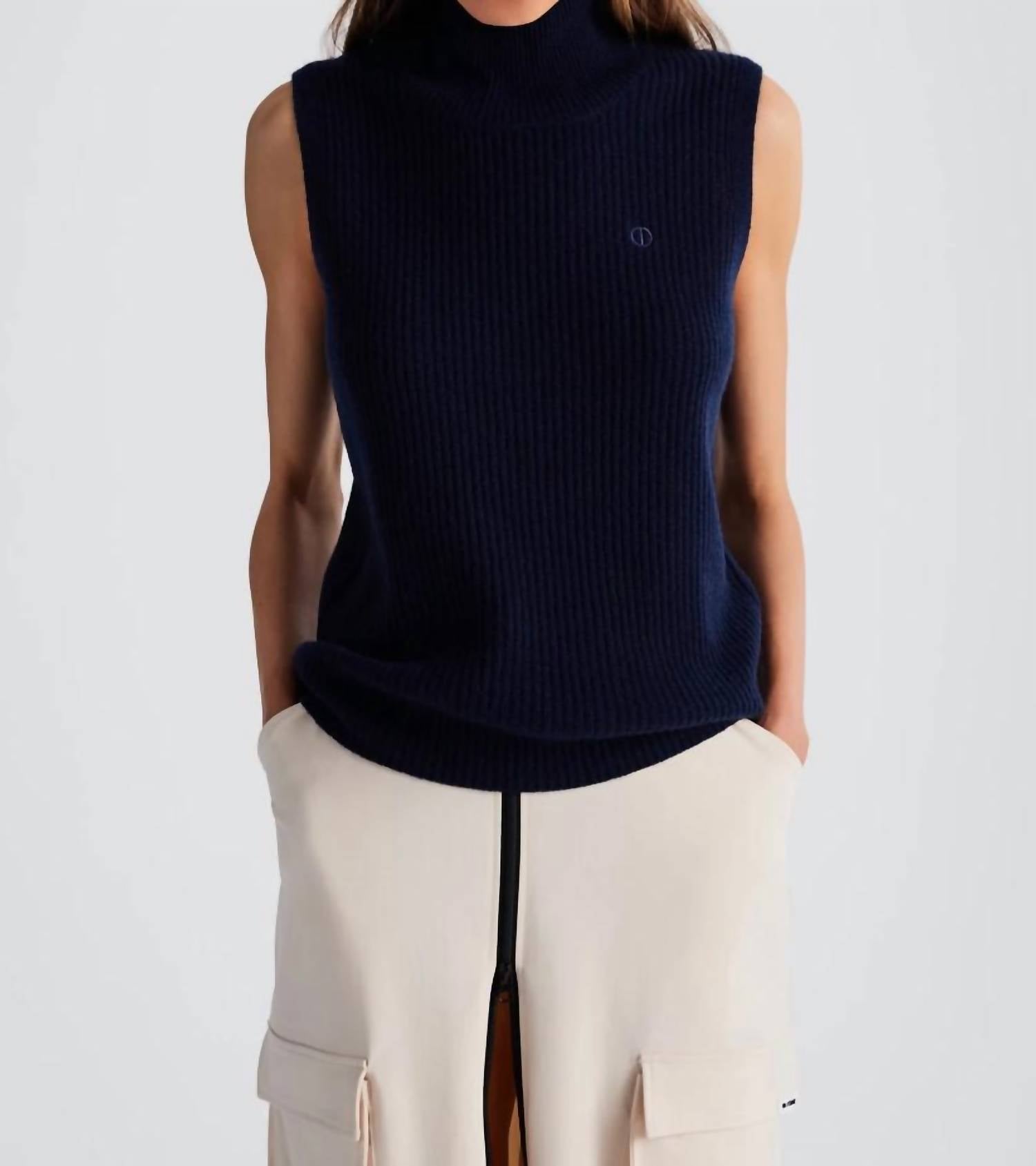 In/One - Nola Cashmere Sleeveless Turtleneck