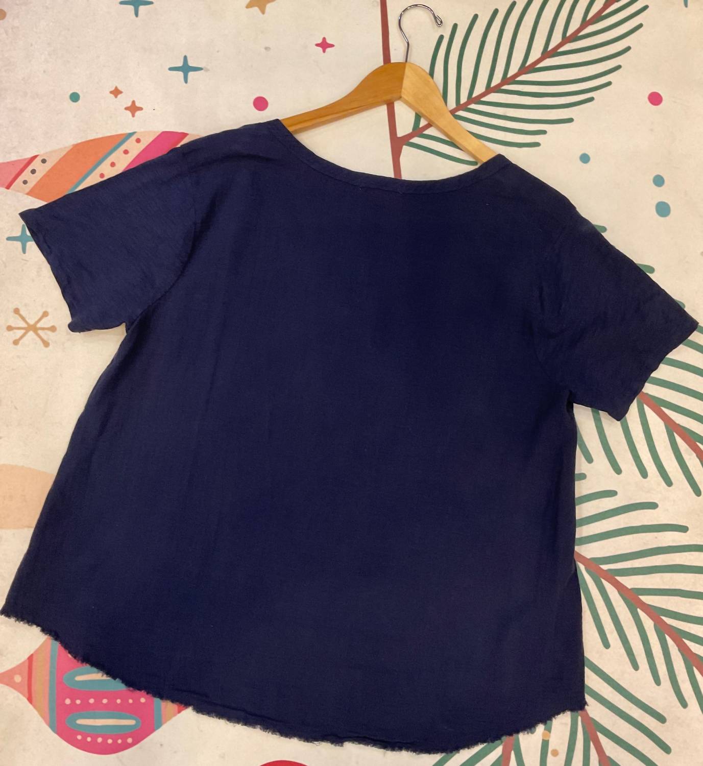 Mododoc - Women's Short Sleeve Pleated Shoulder Tee