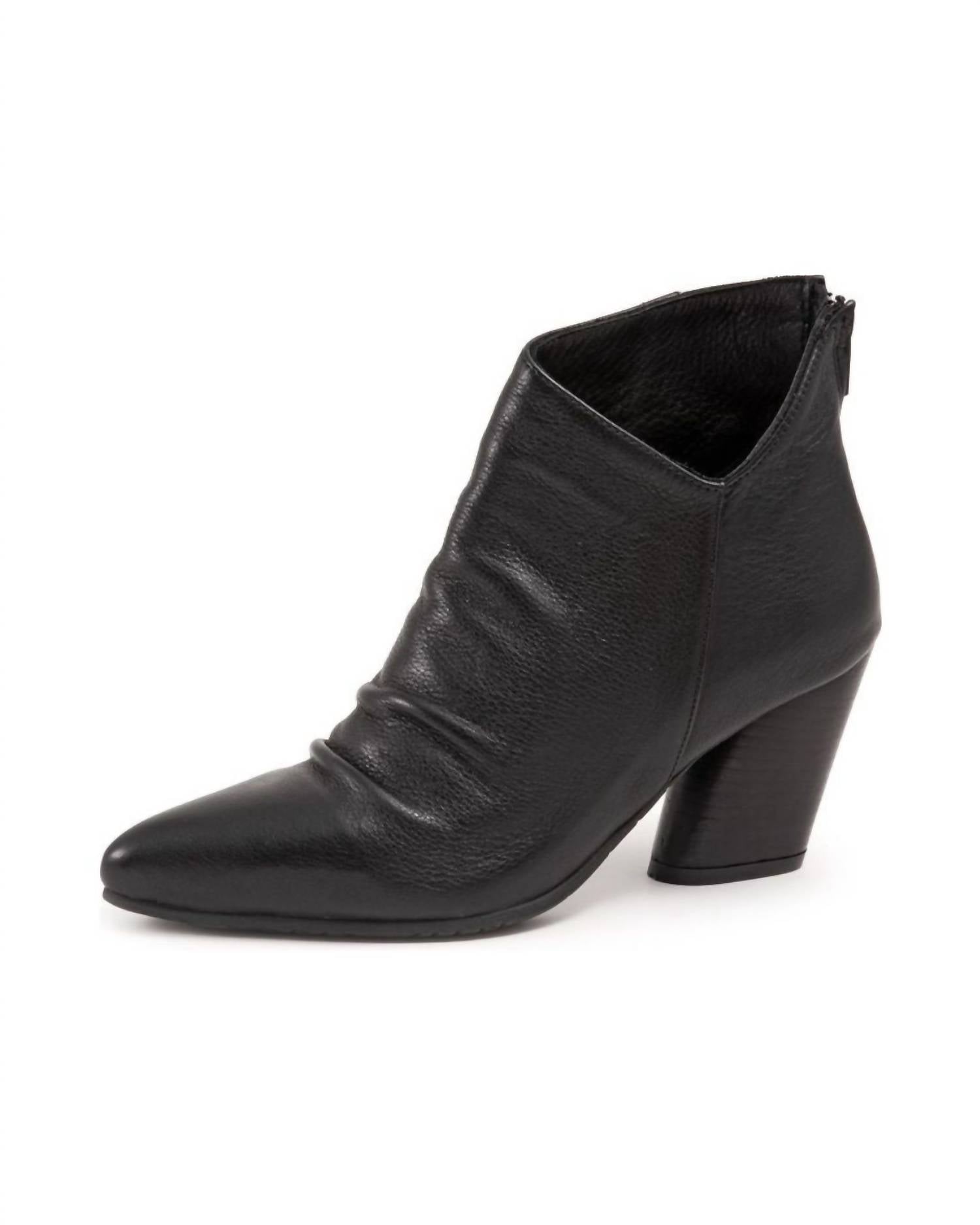 bueno Women's Fray Ankle Boots in black - women's shoe - detail view