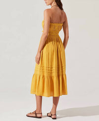 Astr - Aubrie Strapless Midi Dress