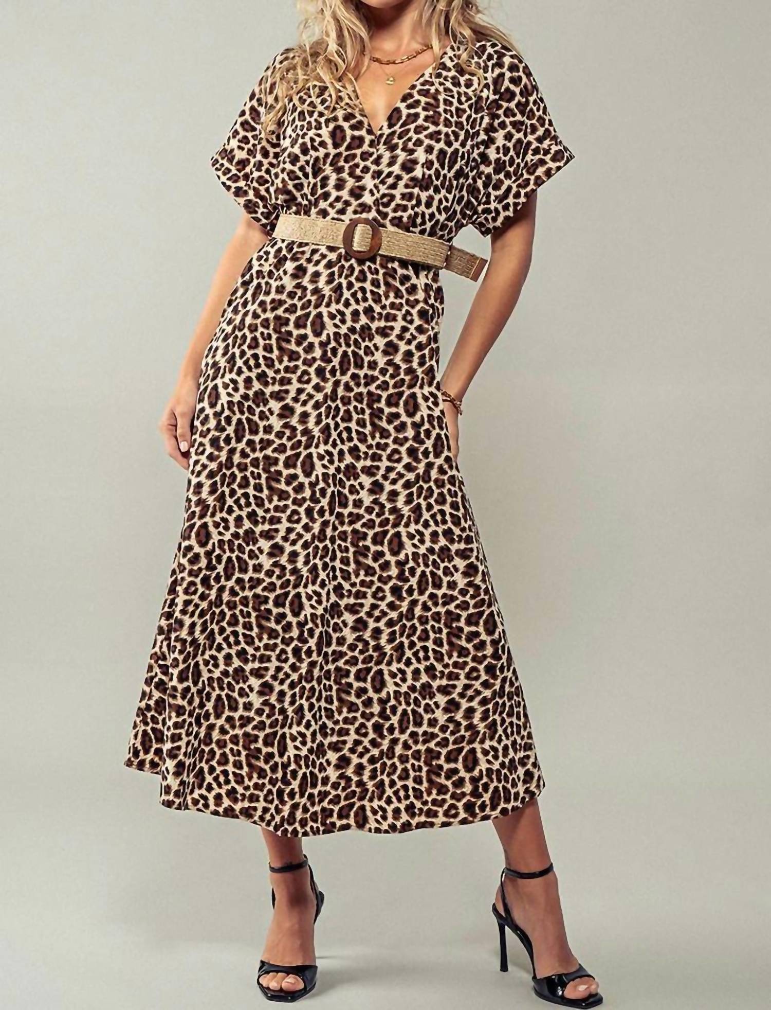Urban Daizy - Belted Dress