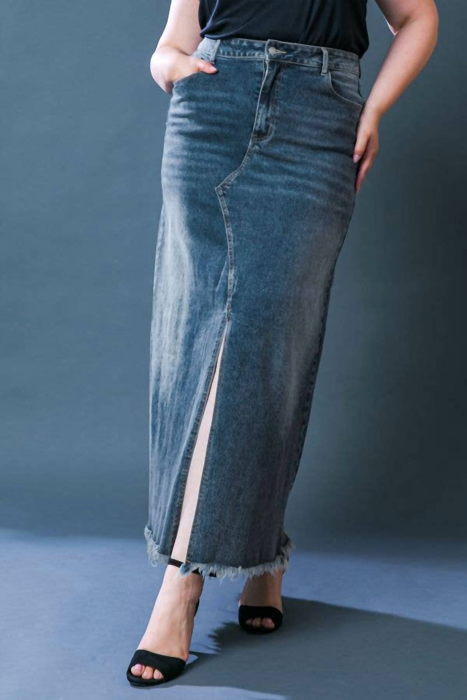 Flying Tomato - Fray Denim Skirt - Plus