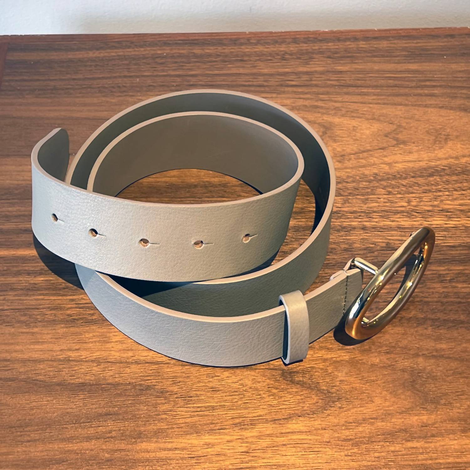 B-LOW THE BELT Women's Olivia Belt in beige gold - women's accessory - alternate view