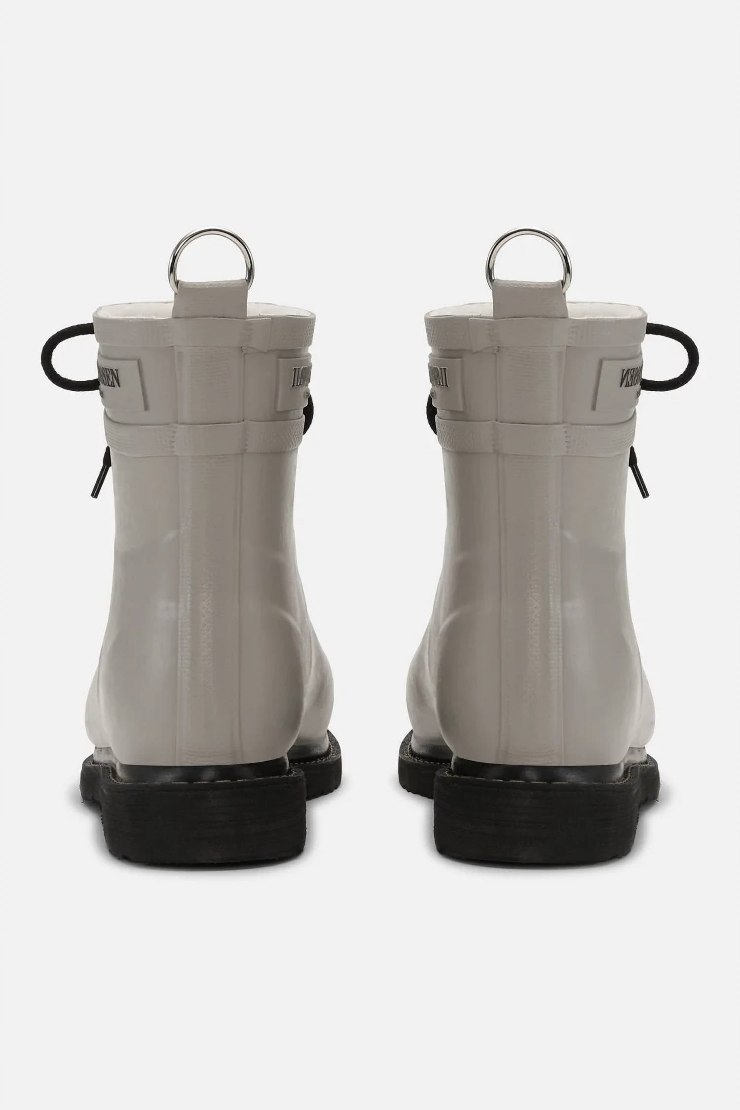 Ilse Jacobsen Women's Rubi 2 Short Boots in atmosphere - women's shoe - view 4
