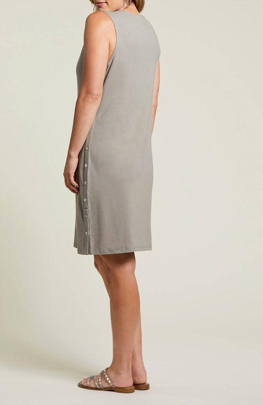 Sleeveless Snap Detail Dress