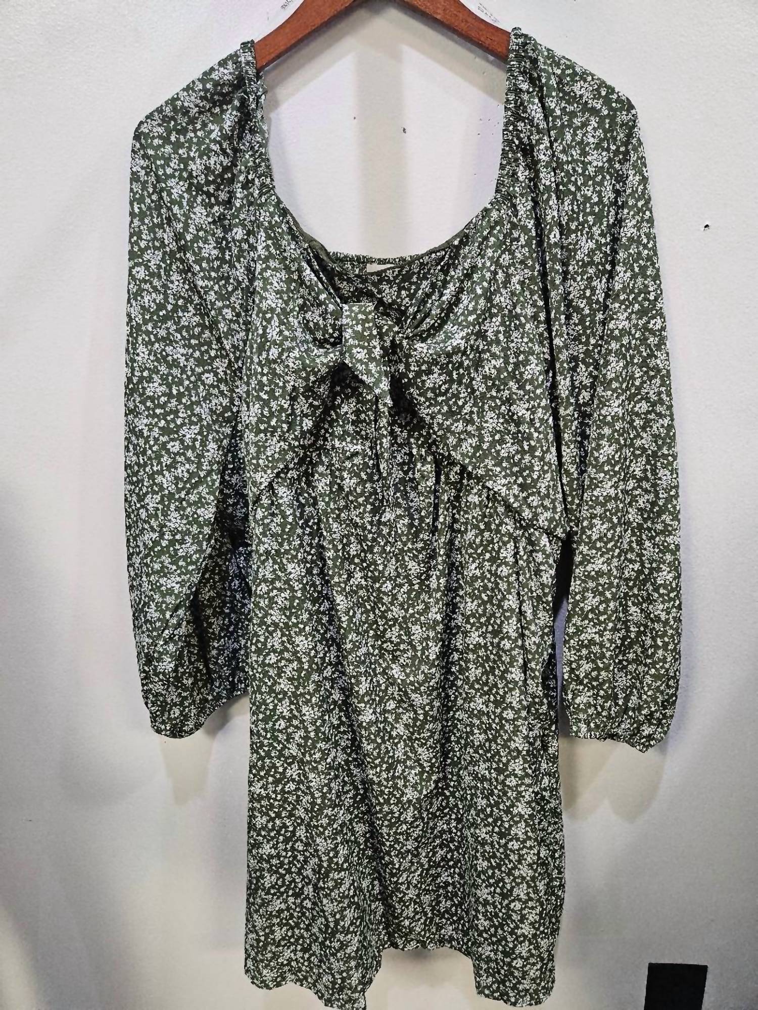 Hayden La - Women's Ditsy Floral Tie Front Smocked Dress