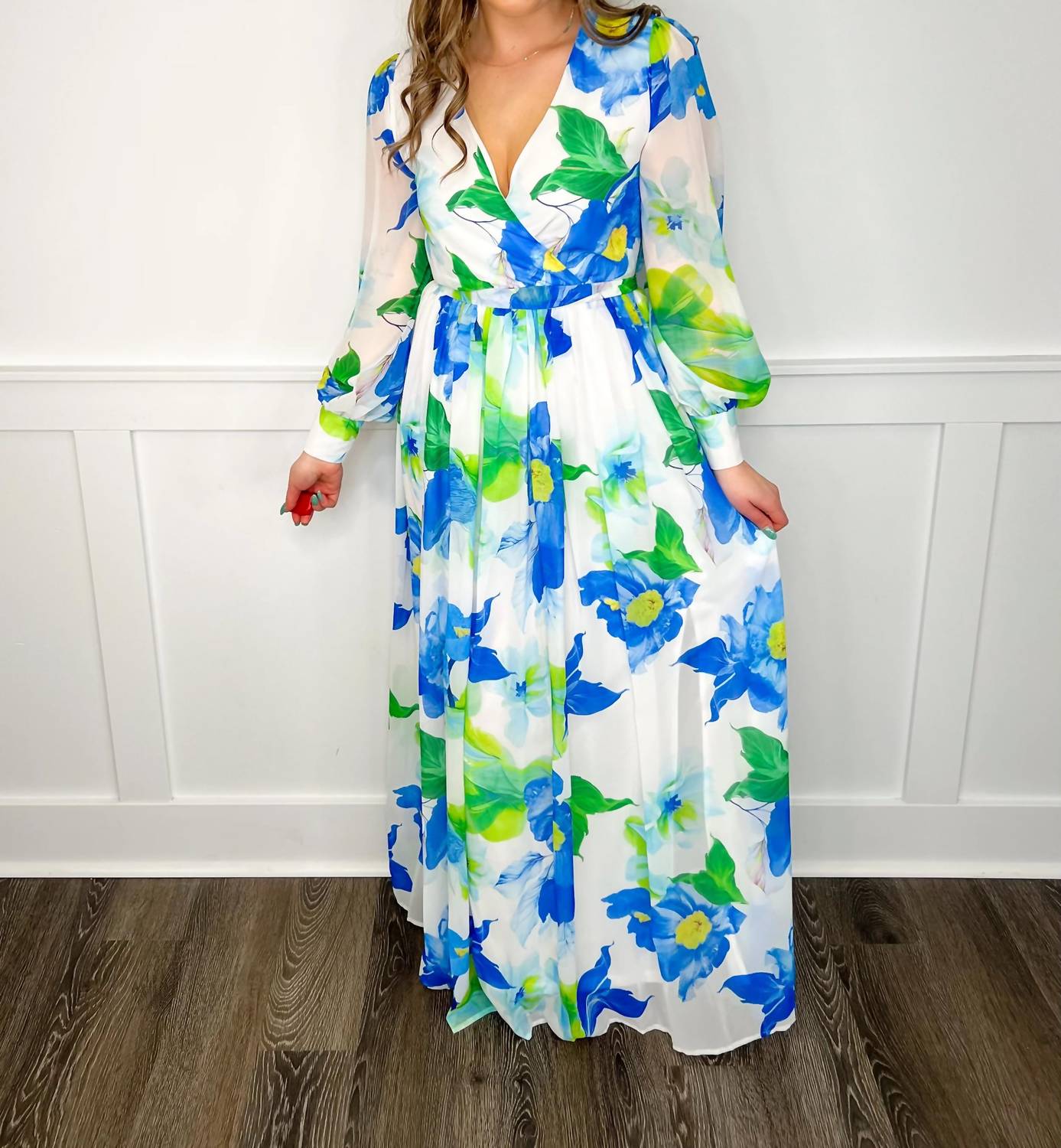 Miss Avenue - Feel The Wind Lightweight Long Sleeve Maxi Dress