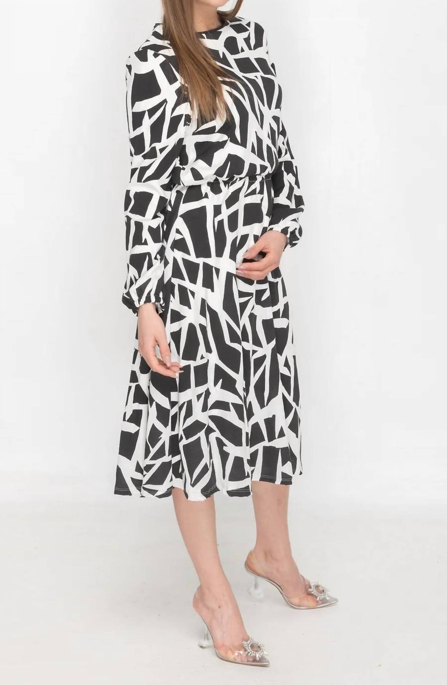 Kmw - Bell Sleeve Everything Midi Dress