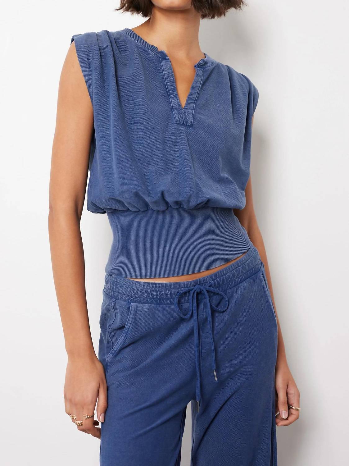 Bobi - Split Neck Ribbed Tee